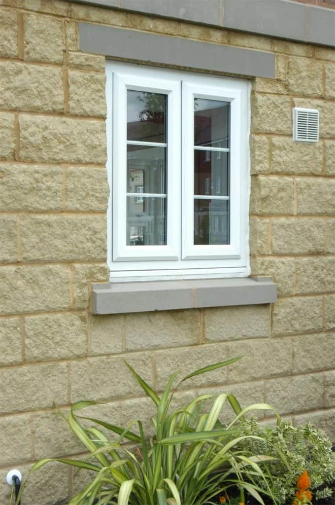 Small External Logic window